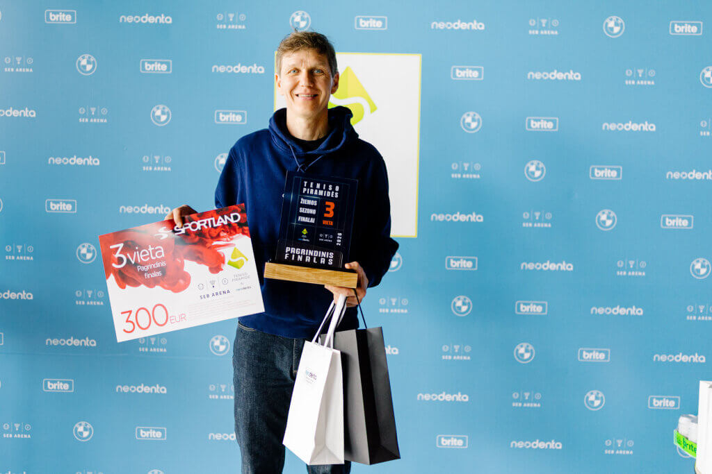 Teniso piramidė by neodenta Photo by Andrius Laucius / Lithuania (Vilnius) 26 April 2026 © All rights reserved www.andriuslaucius.lt